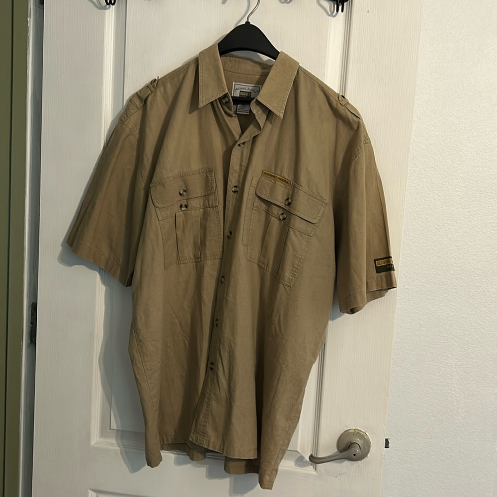 Michael Austin Rugged Wear Size XL button  down short sleeve shirt